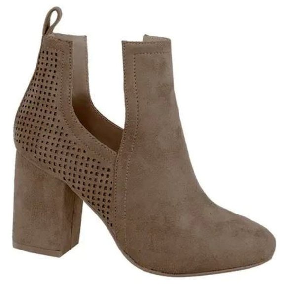 Yoki Shoes - NEW Yoki Faith tan cutout block heel ankle boots
